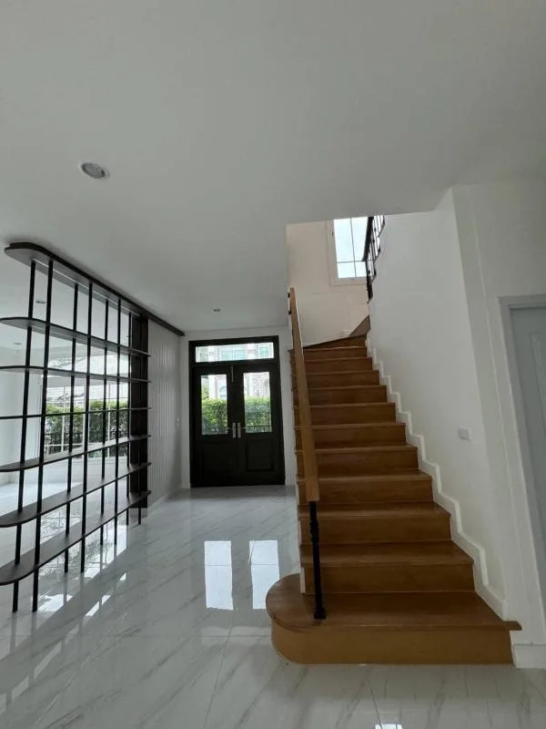 Property photos for Grandio Sathorn