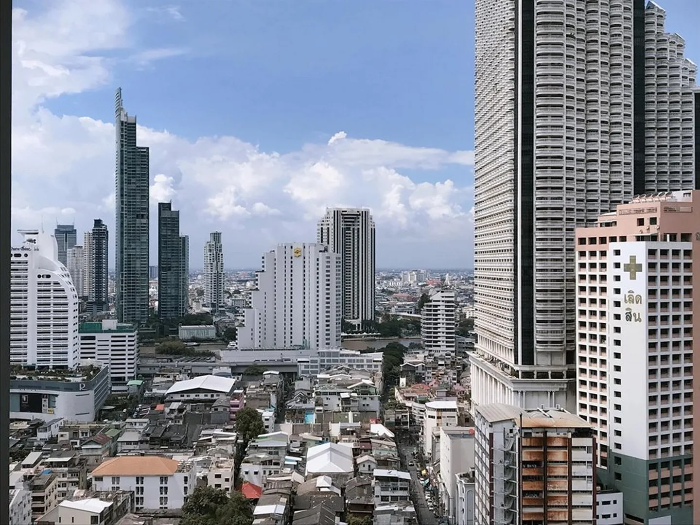 Property photos for Noble Revolve Silom