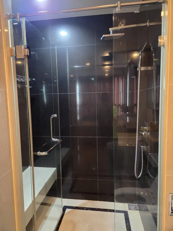 Property photos for The Address Asoke