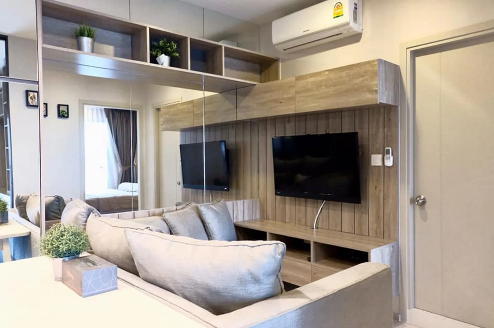 Property photos for Life Sukhumvit 48