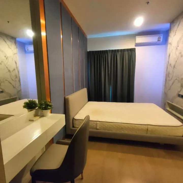Property photos for The Crest Sukhumvit 34