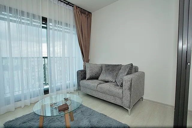 Property photos for Life Sukhumvit 48