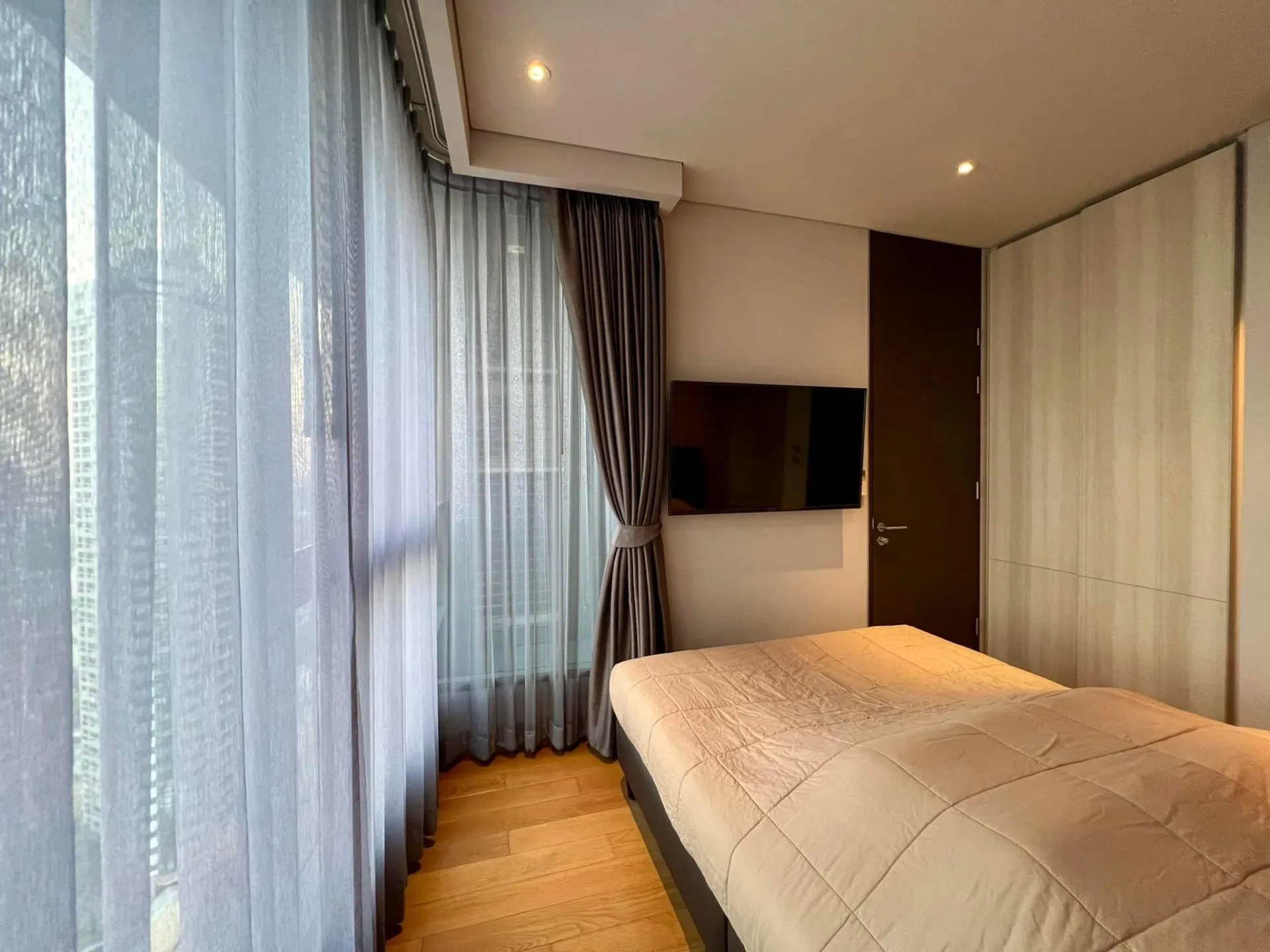 Property photos for The Lumpini 24