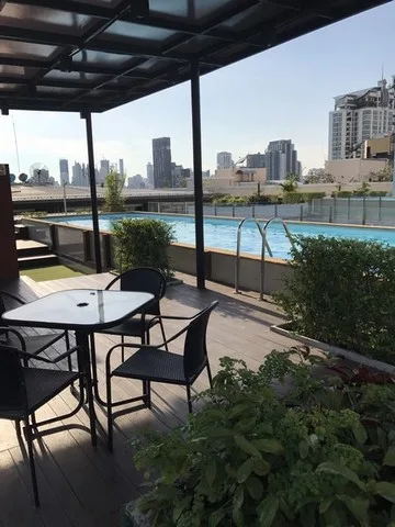 Property photos for Zenith Place Sukhumvit 42