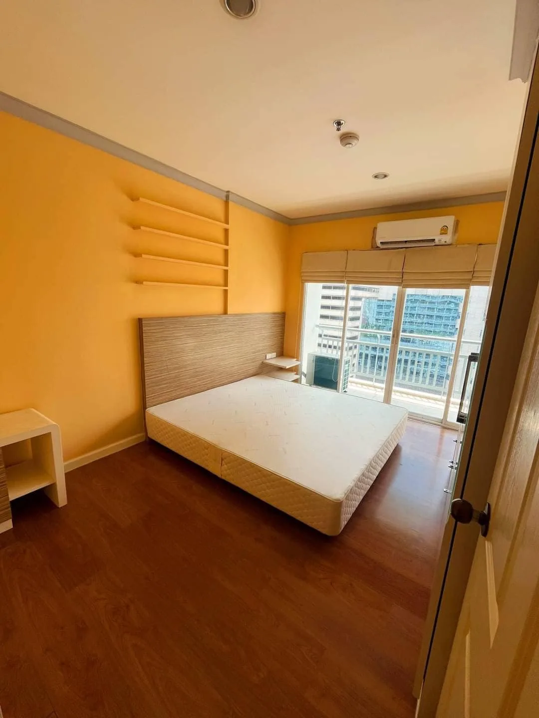 Property photos for Grand Park View Asoke