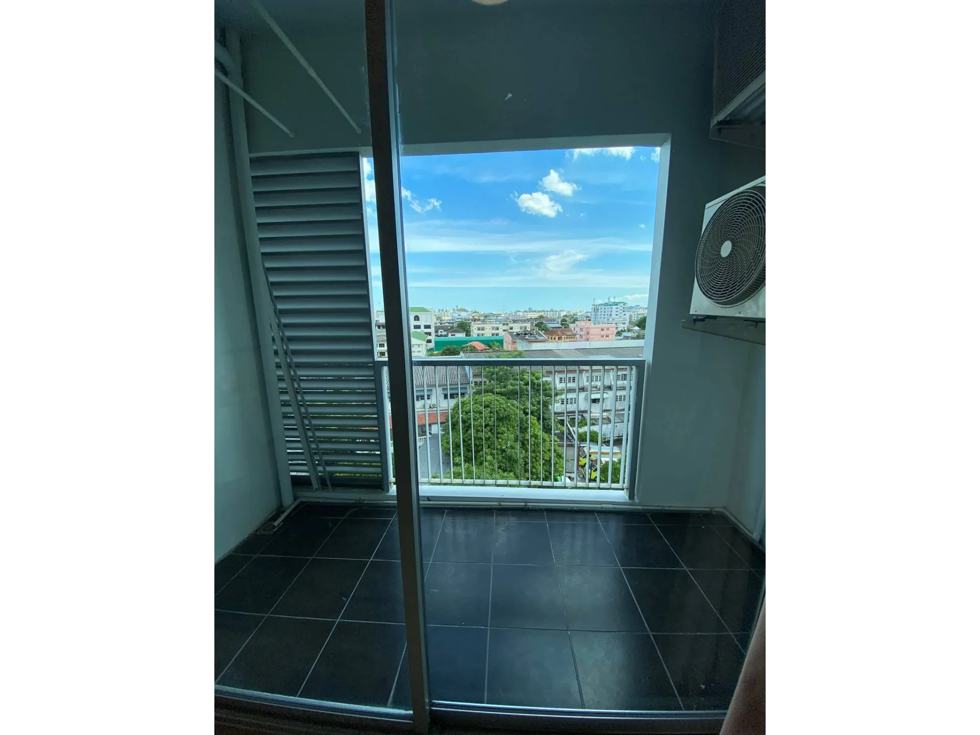 Property photos for A Space Sukhumvit 77