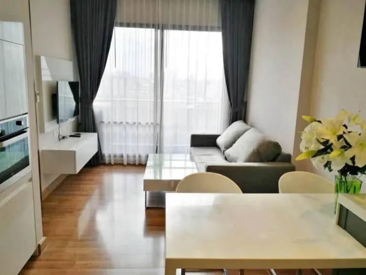 Property photos for Ivy Ampio