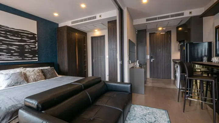 Property photos for Ashton Asoke