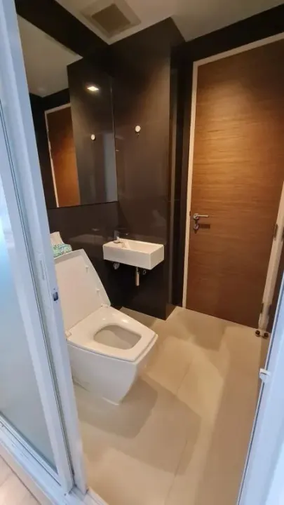 Property photos for Rhythm Phahol-Ari