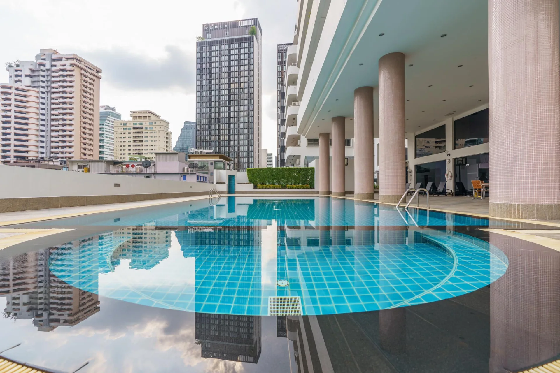 Property photos for 33 Tower