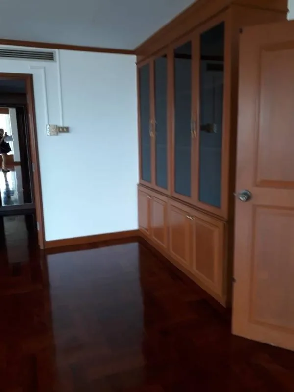Property photos for D.S. Tower 1 Sukhumvit 33