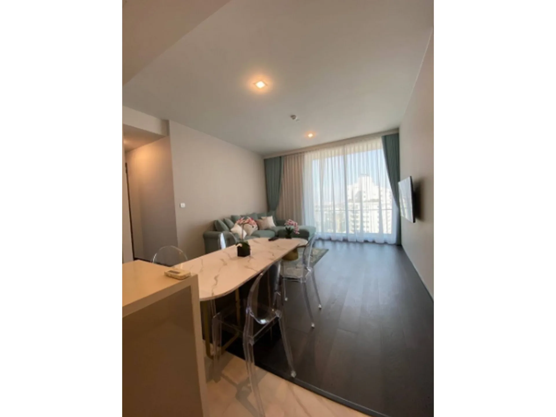 Property photos for Laviq Sukhumvit 57