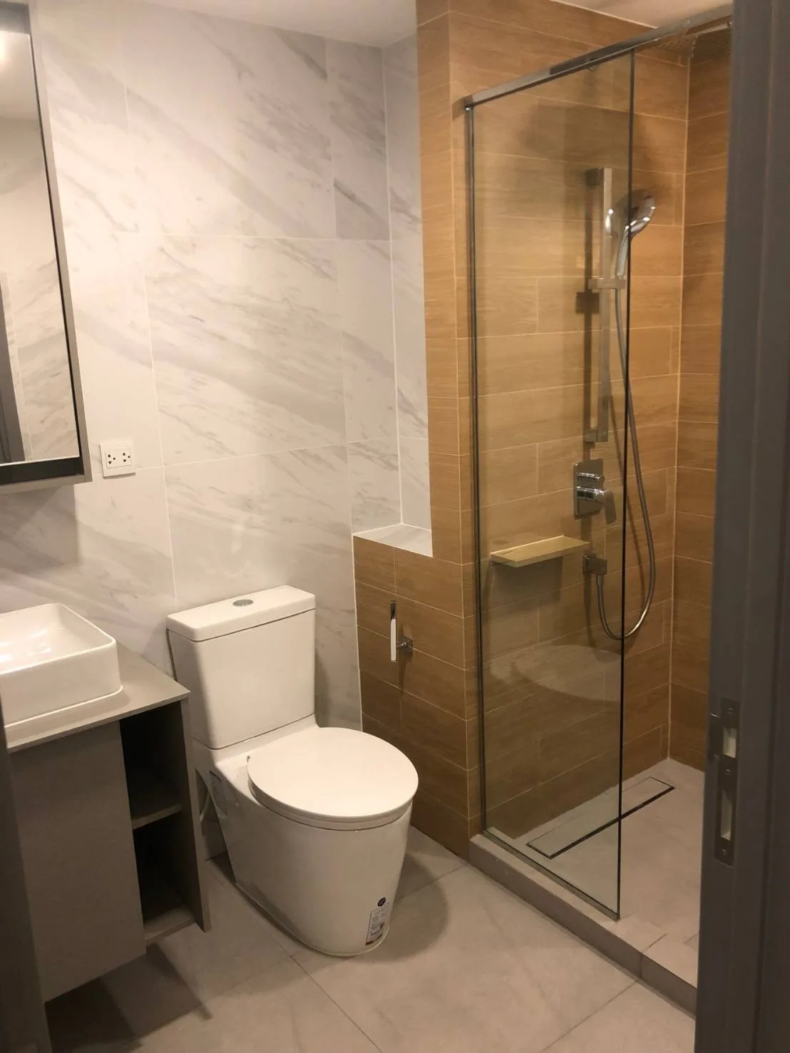 Property photos for Taka Haus Ekamai 12