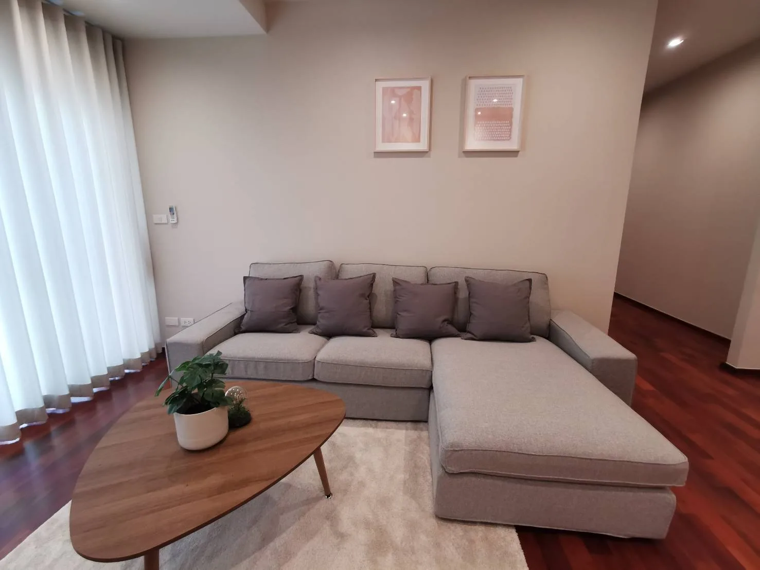 Property photos for Noble Ora