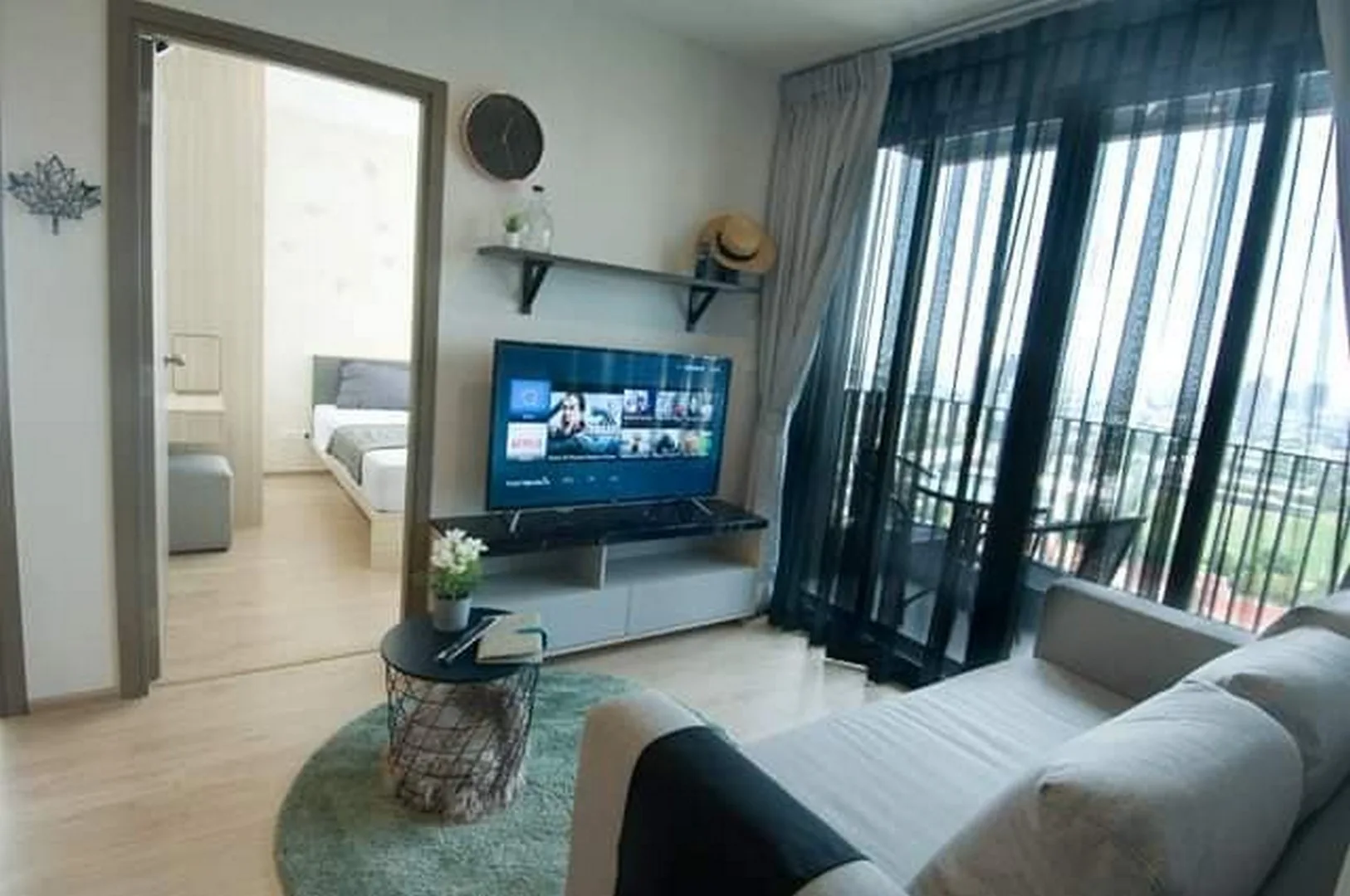 Property photos for IDEO O2