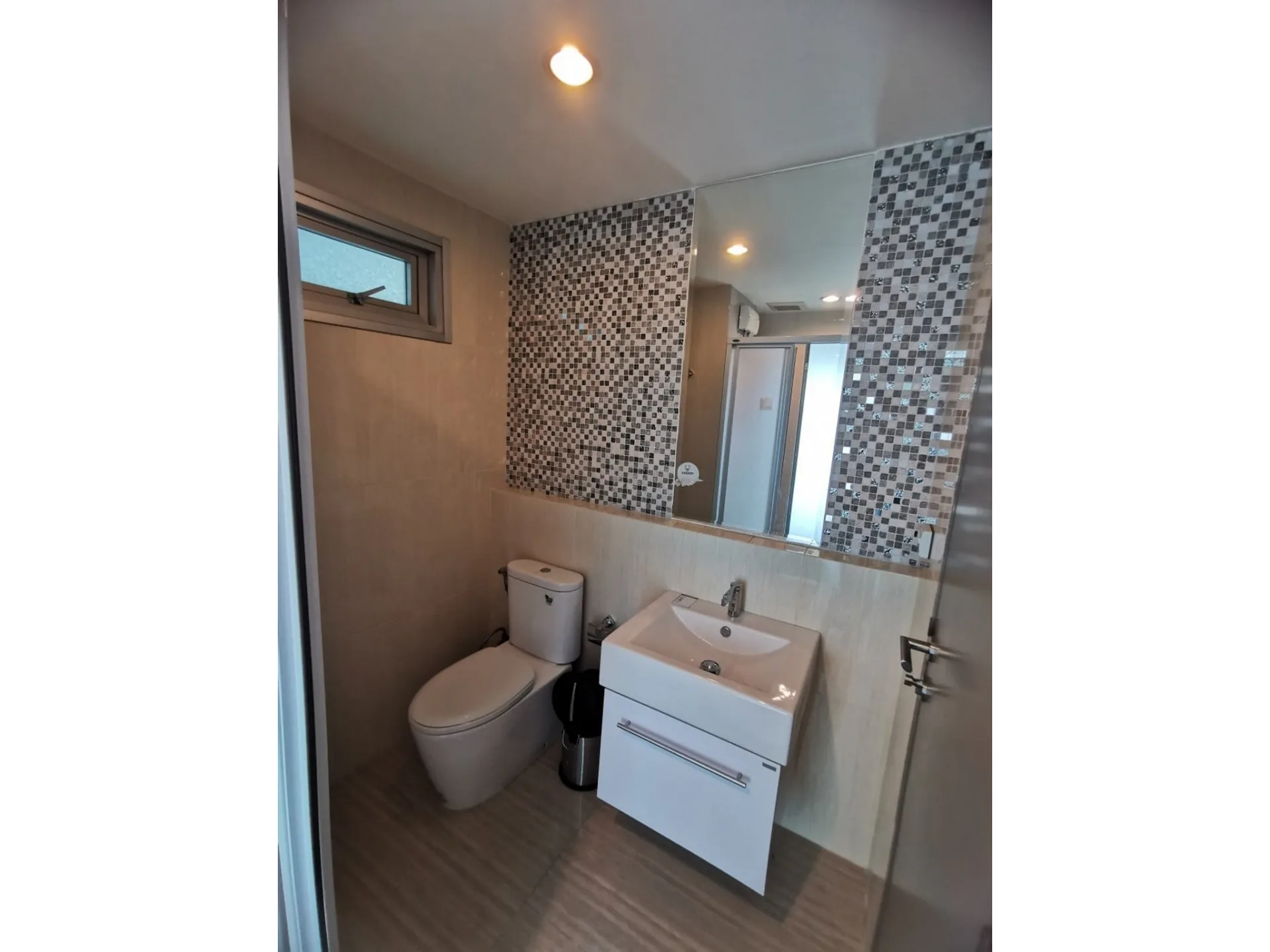 Property photos for Life Ratchadapisek