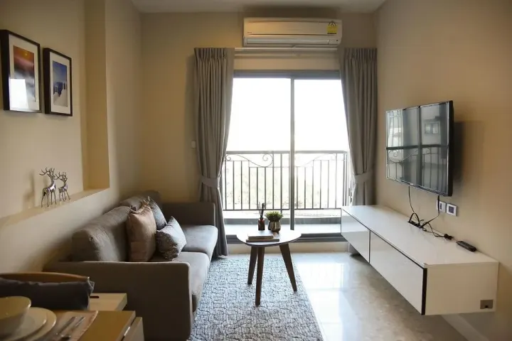 Property photos for The Crest Sukhumvit 34