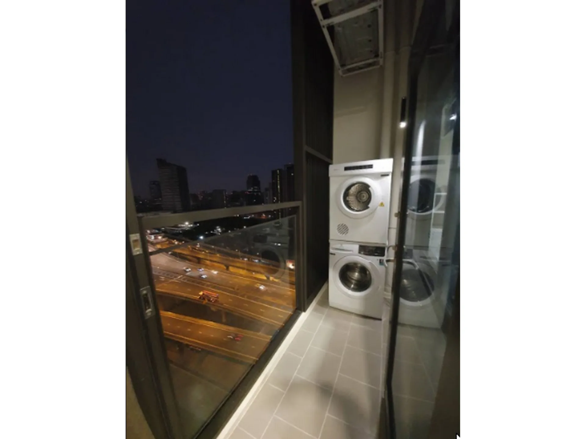 Property photos for Chewathai Residence Asoke
