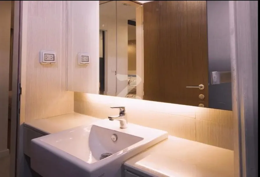 Property photos for Zenith Place Sukhumvit 42