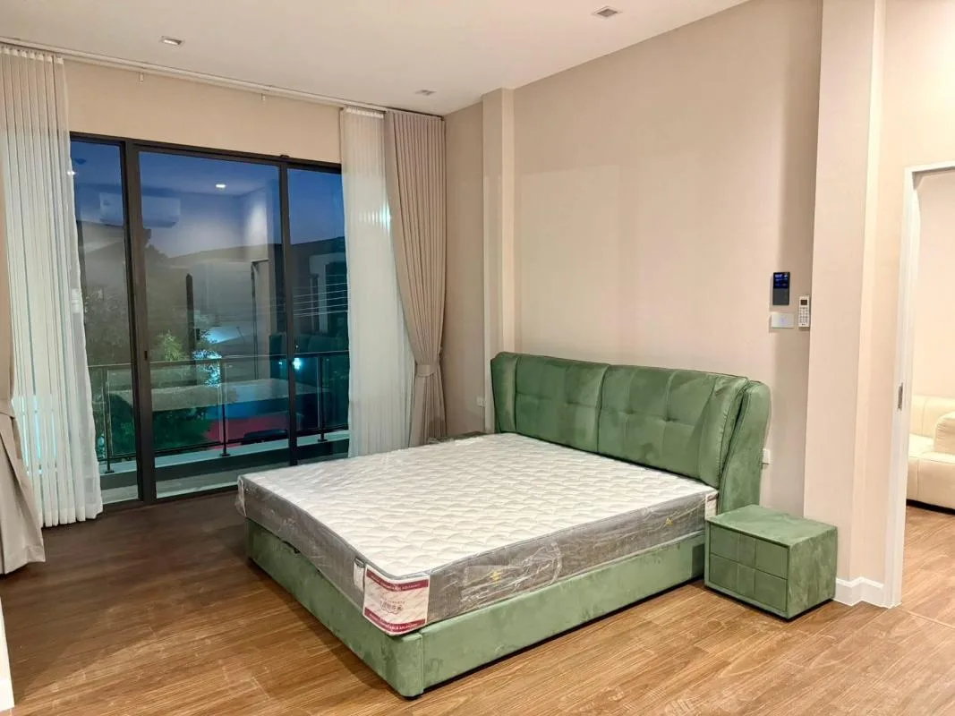 Property photos for Bangkok Boulevard Srinakarin-bangna