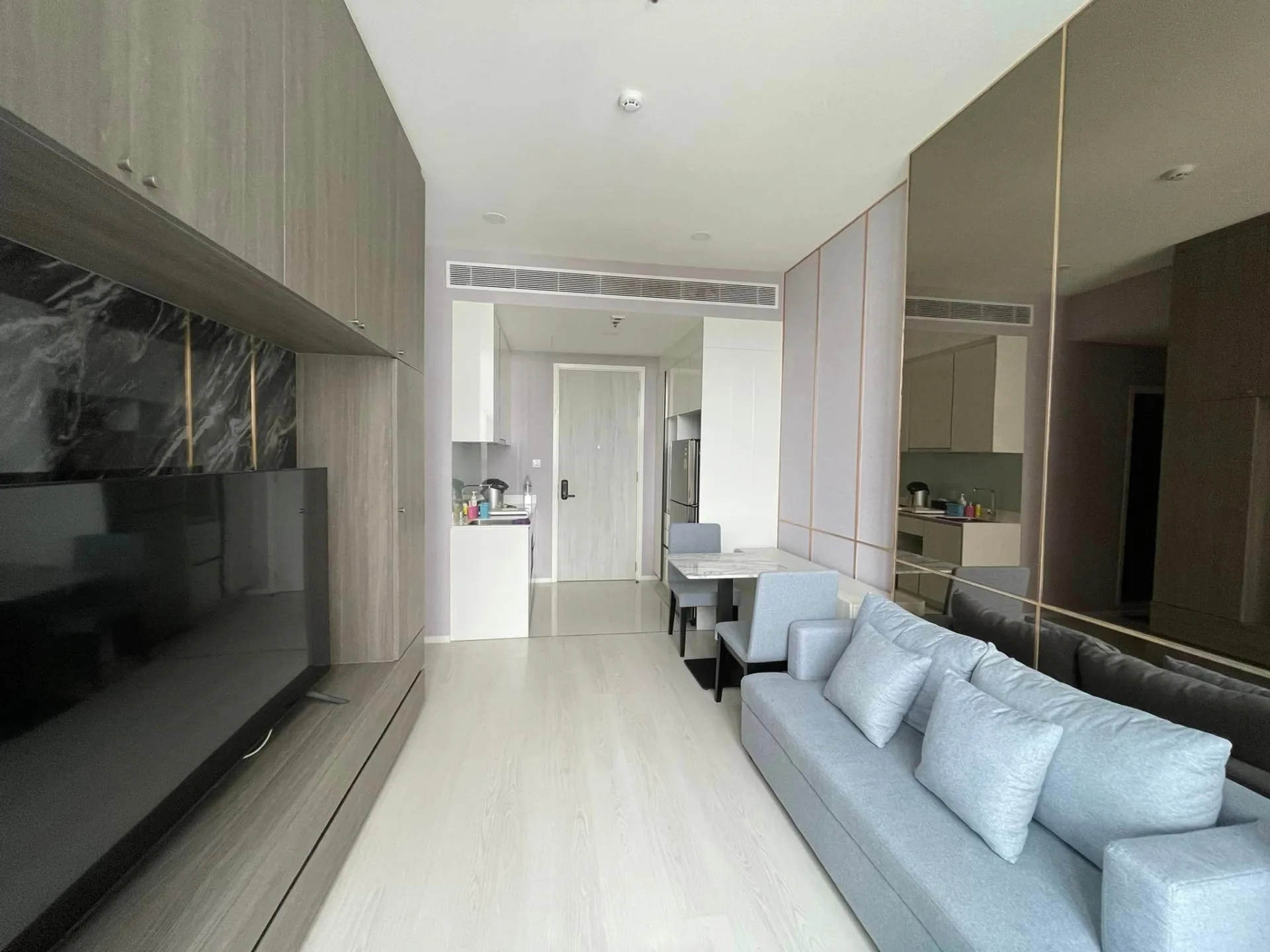 Property photos for Mazarine Ratchayothin