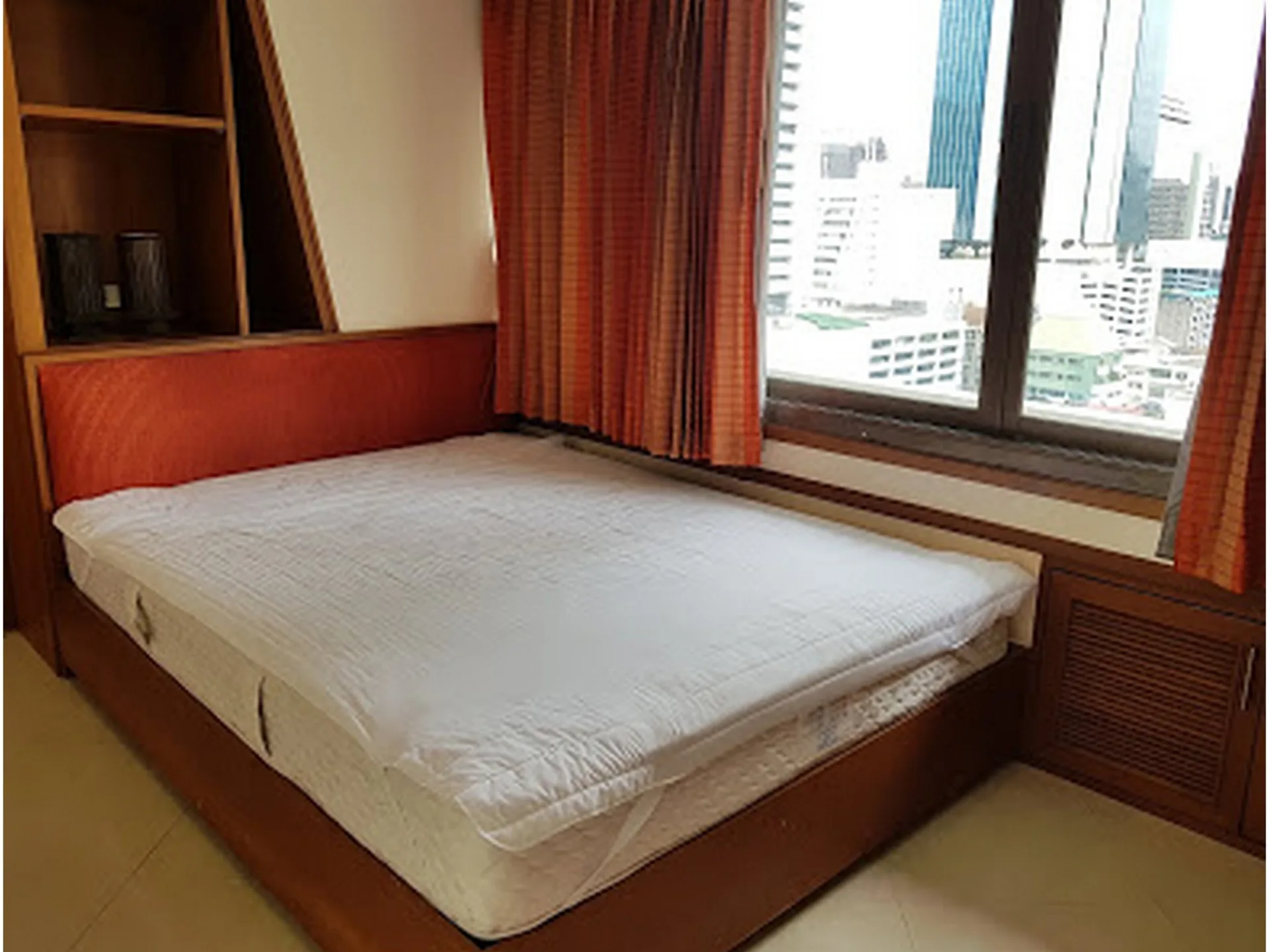 Property photos for Diamond Tower