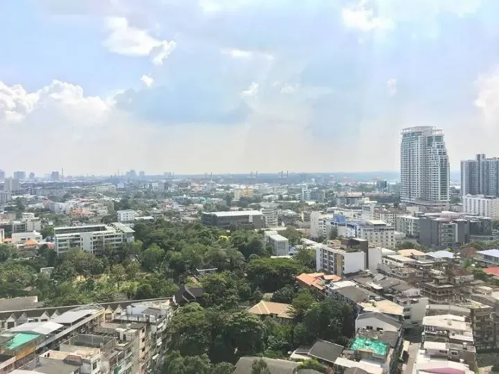 Property photos for Life Sukhumvit 65