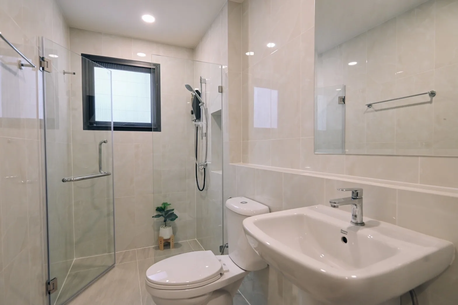 Property photos for Centro Bangna - Km.7