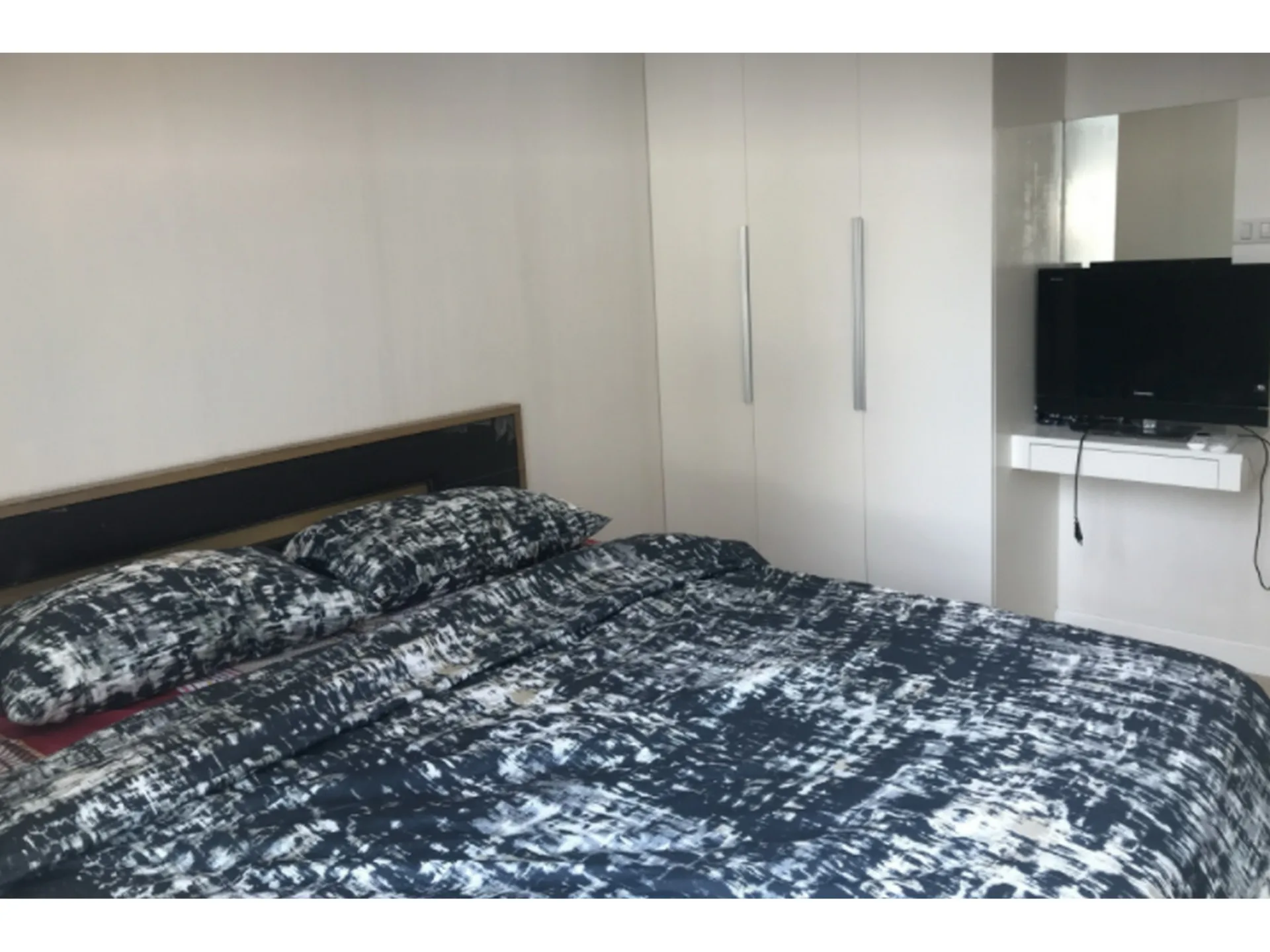 Property photos for Zenith Place Sukhumvit 42
