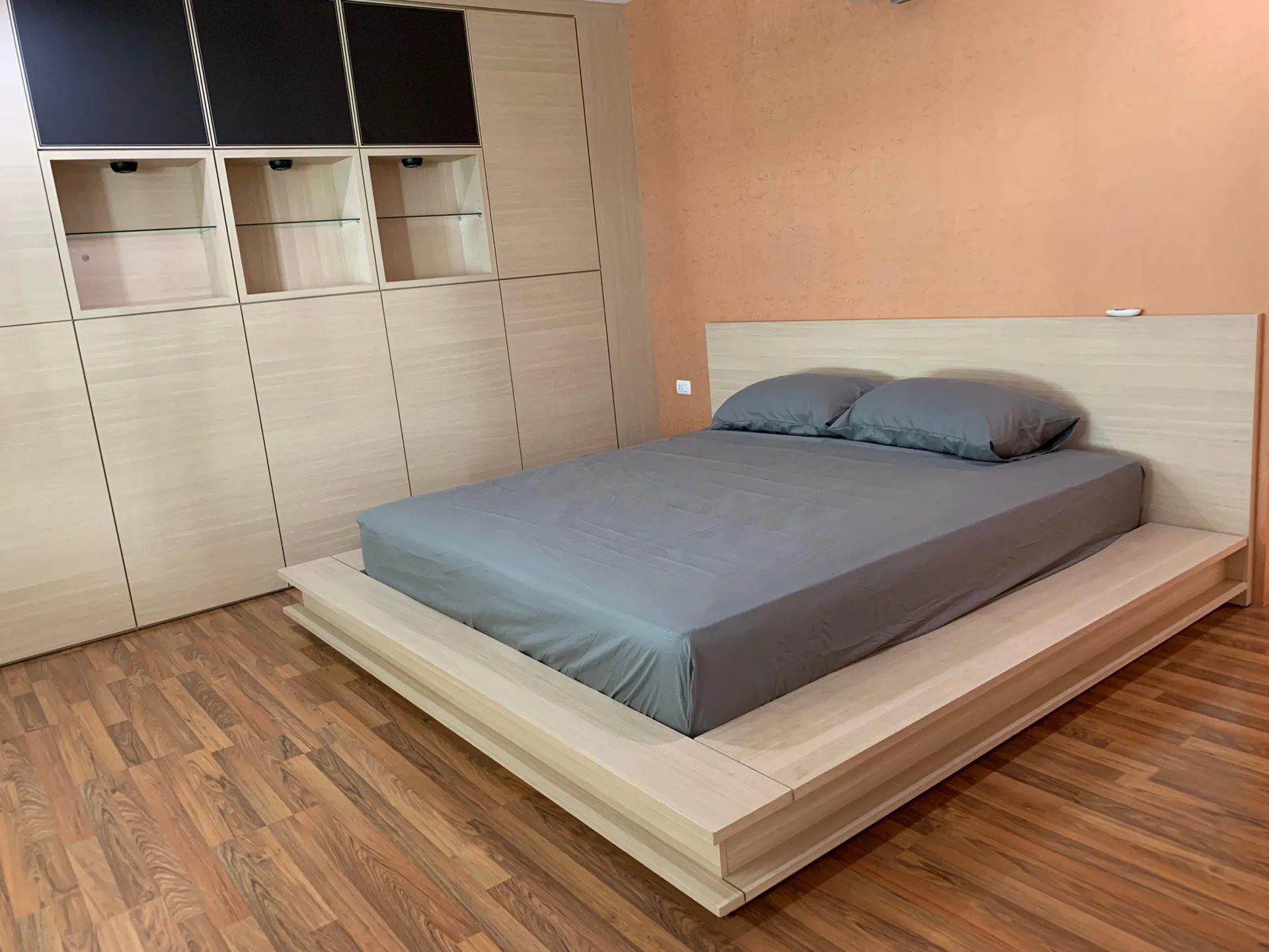 Property photos for Townhouse Soi Santi Suk