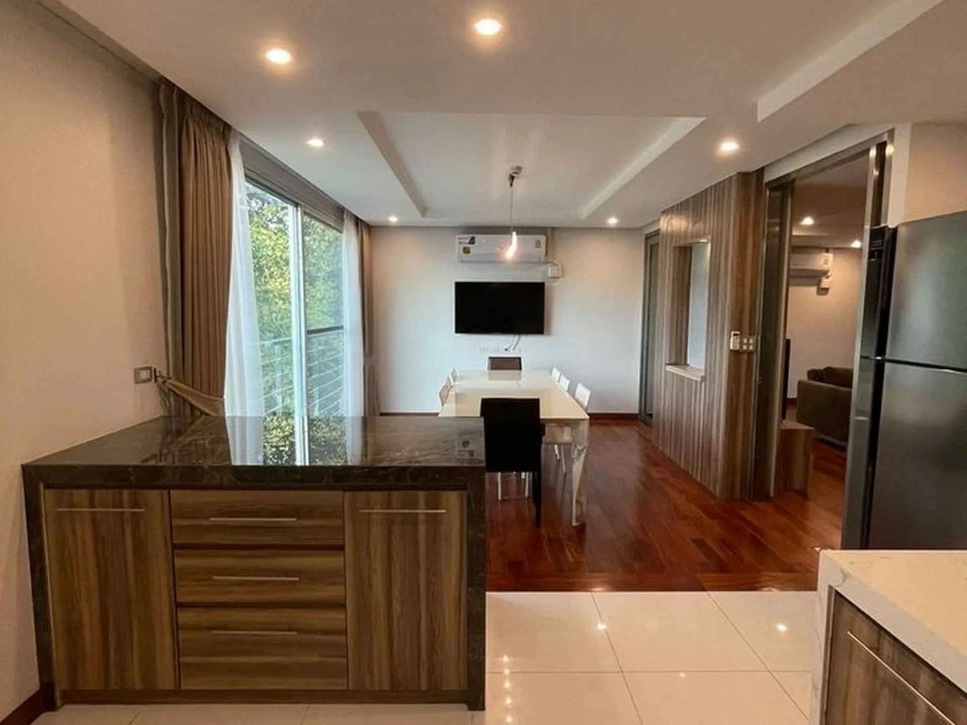 Property photos for L3 Avenue