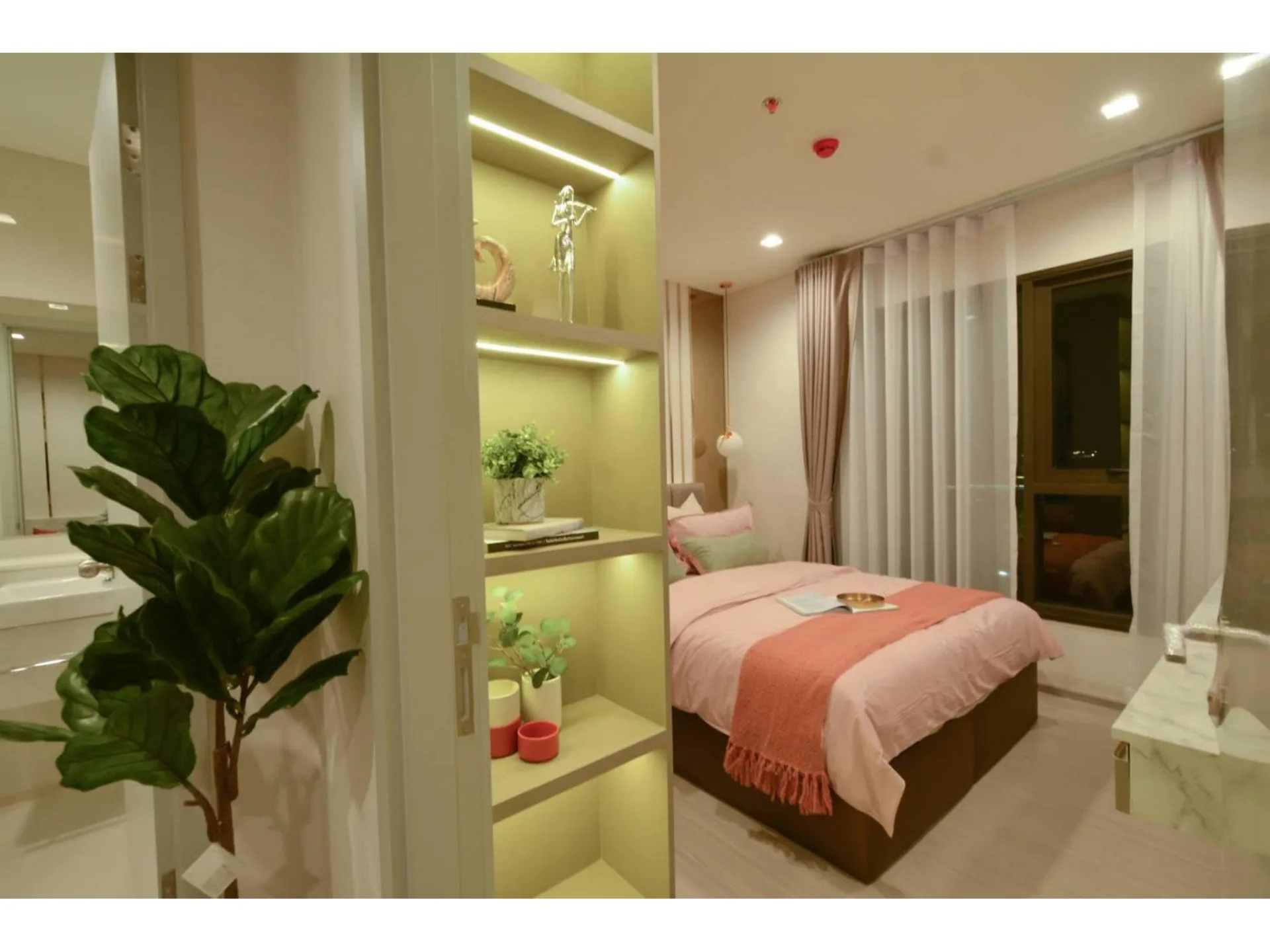 Property photos for Life Sukhumvit 62