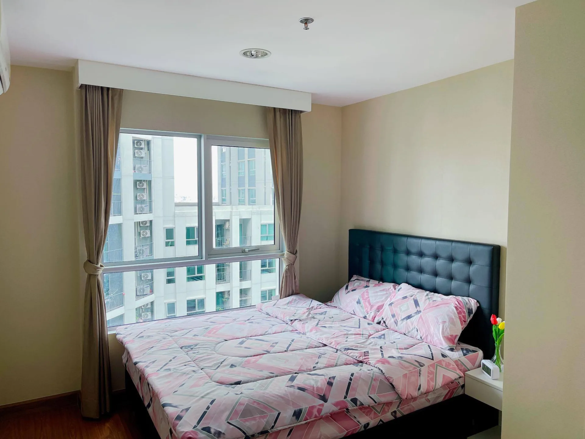 Property photos for Belle Grand Rama 9
