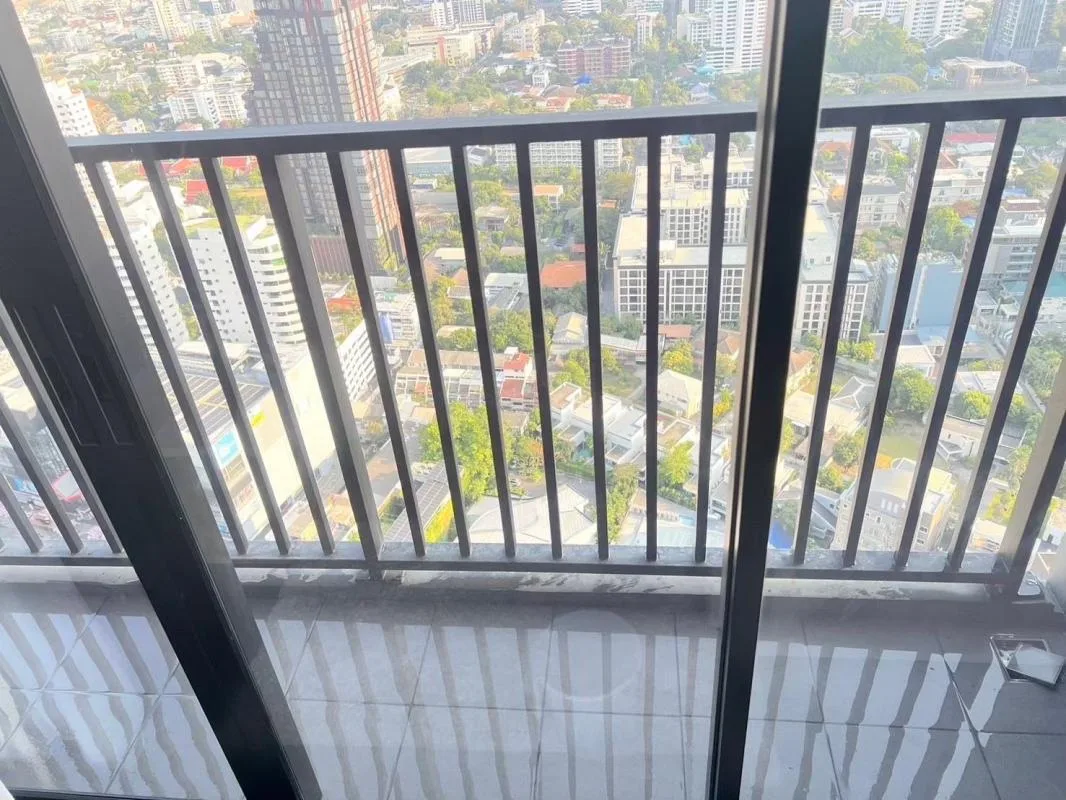 Property photos for Park Origin Thonglor