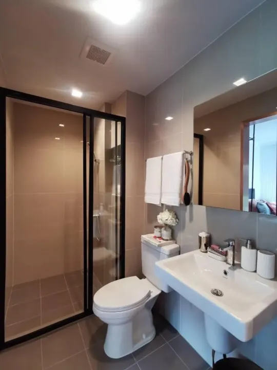 Property photos for The Base Phetchaburi-thonglor