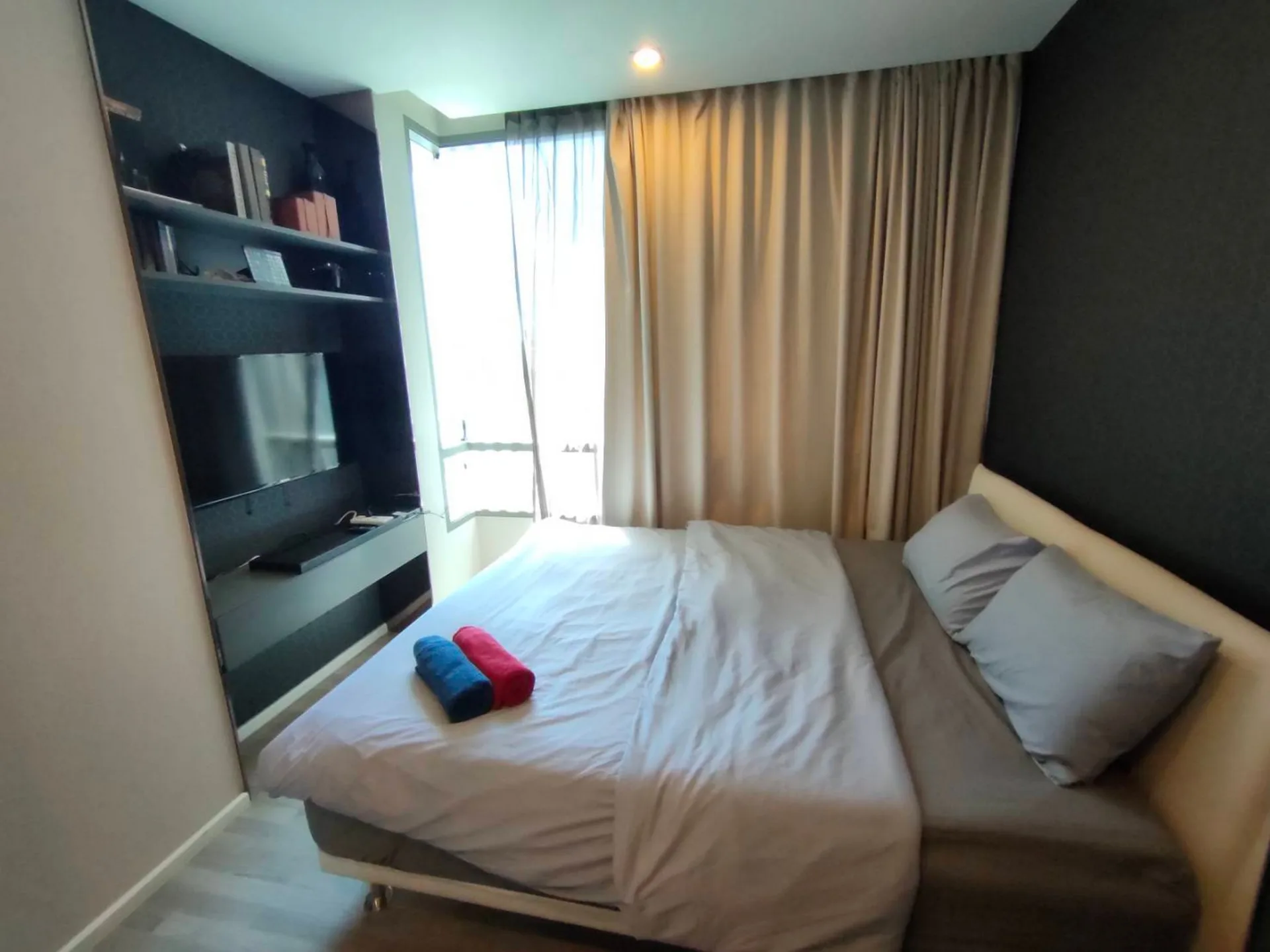Property photos for The Room Sukhumvit 69