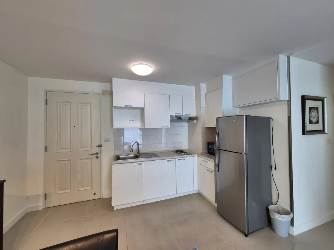 Property photos for The Clover Thonglor