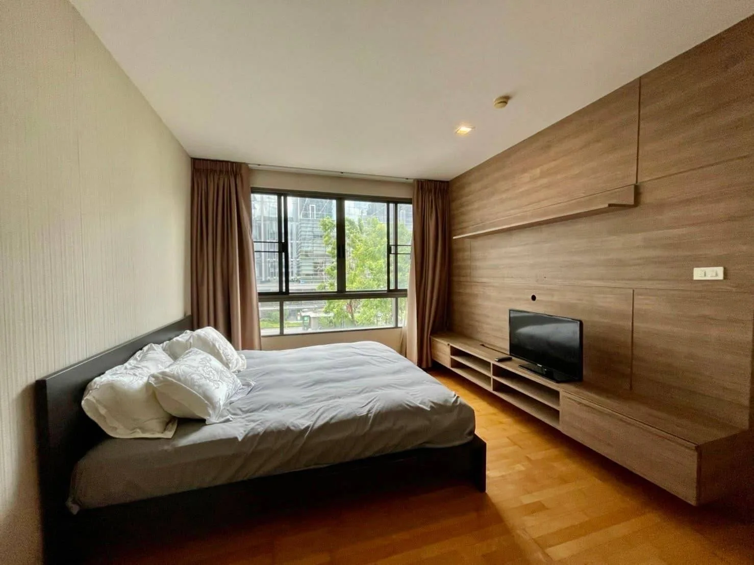 Property photos for Issara@42 Sukhumvit