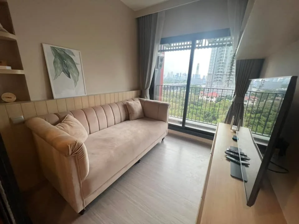 Property photos for Life Asoke Hype