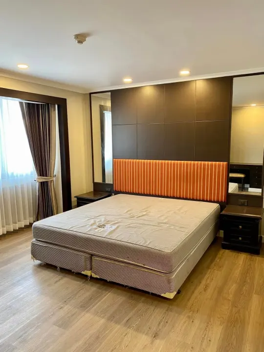Property photos for Omni Tower Sukhumvit Nana