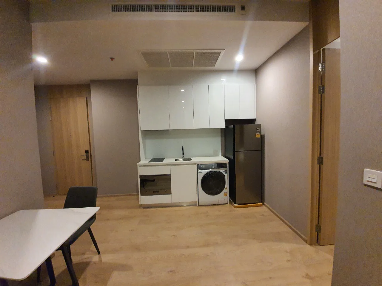 Property photos for Noble BE19