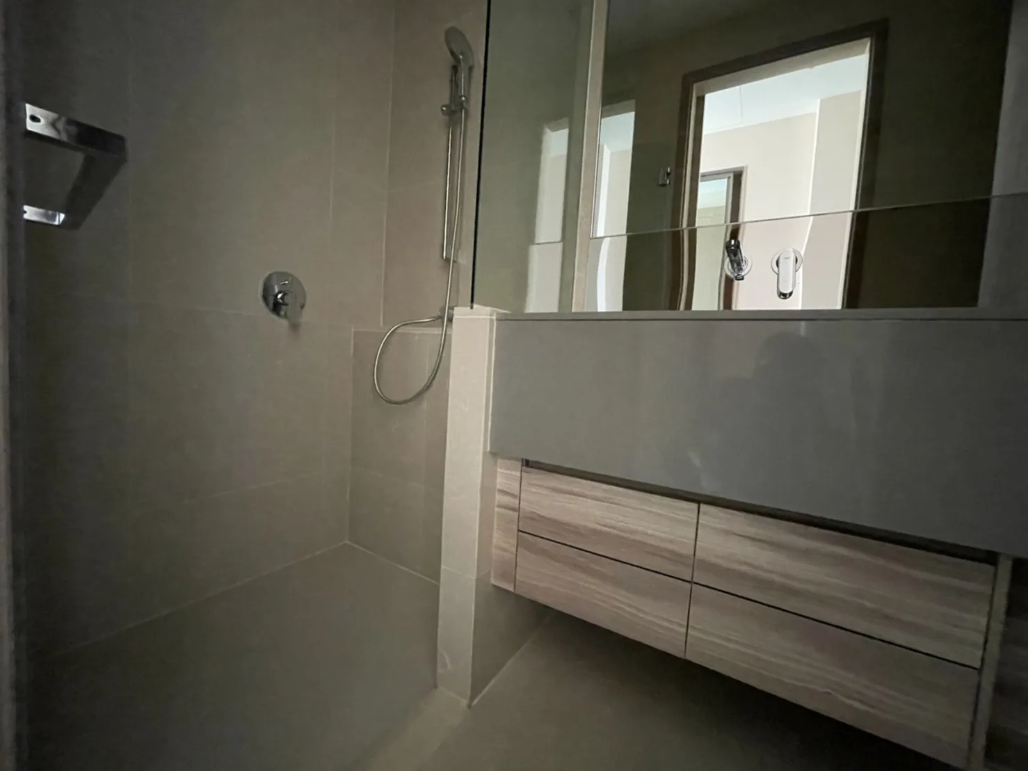 Property photos for The Esse Asoke
