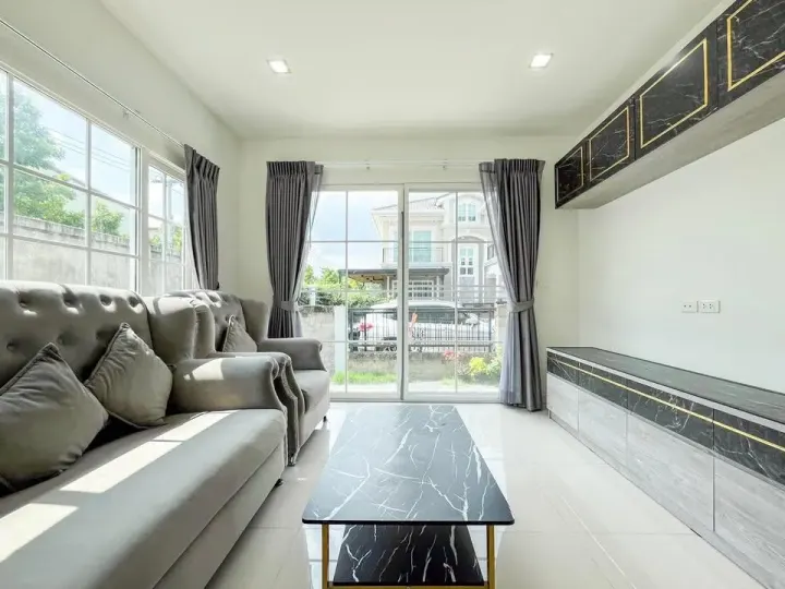 Property photos for Golden Neo Sathorn