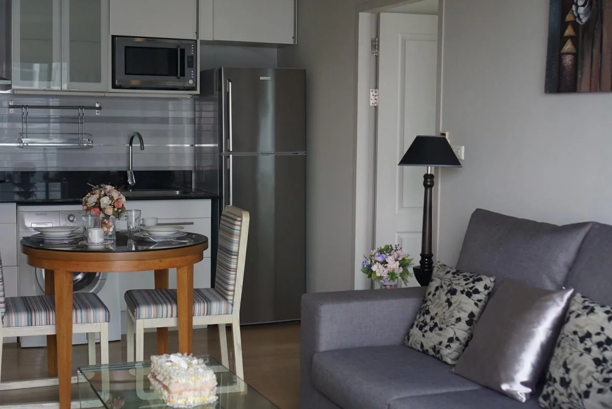 Property photos for Noble Refine