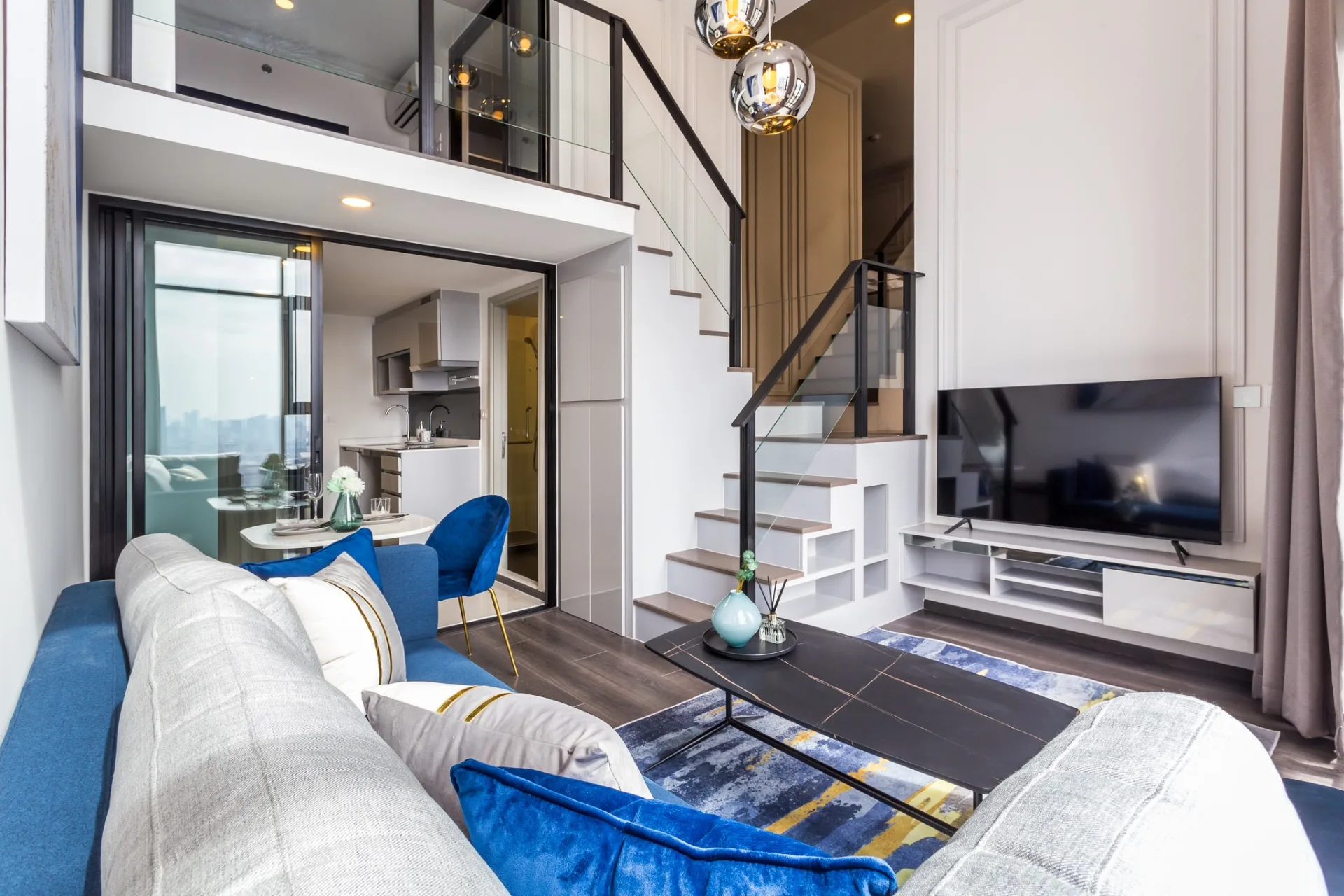 Property photos for Knightsbridge Space Ratchayothin