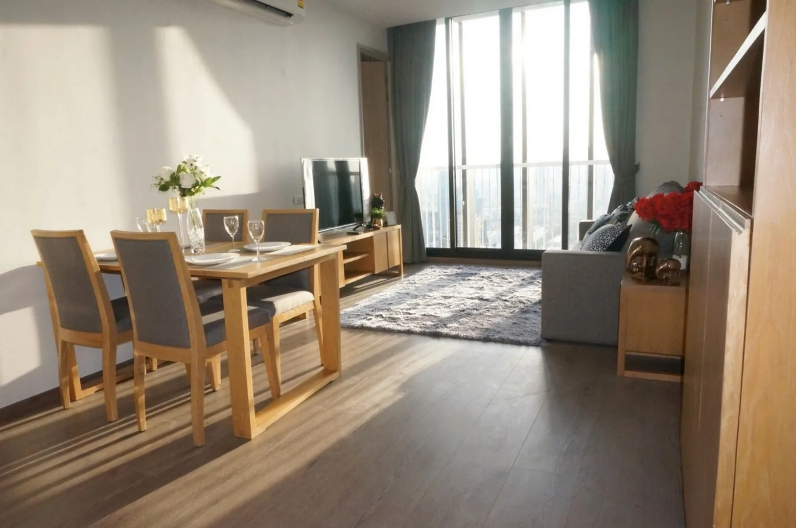 Property photos for Park Origin Phromphong