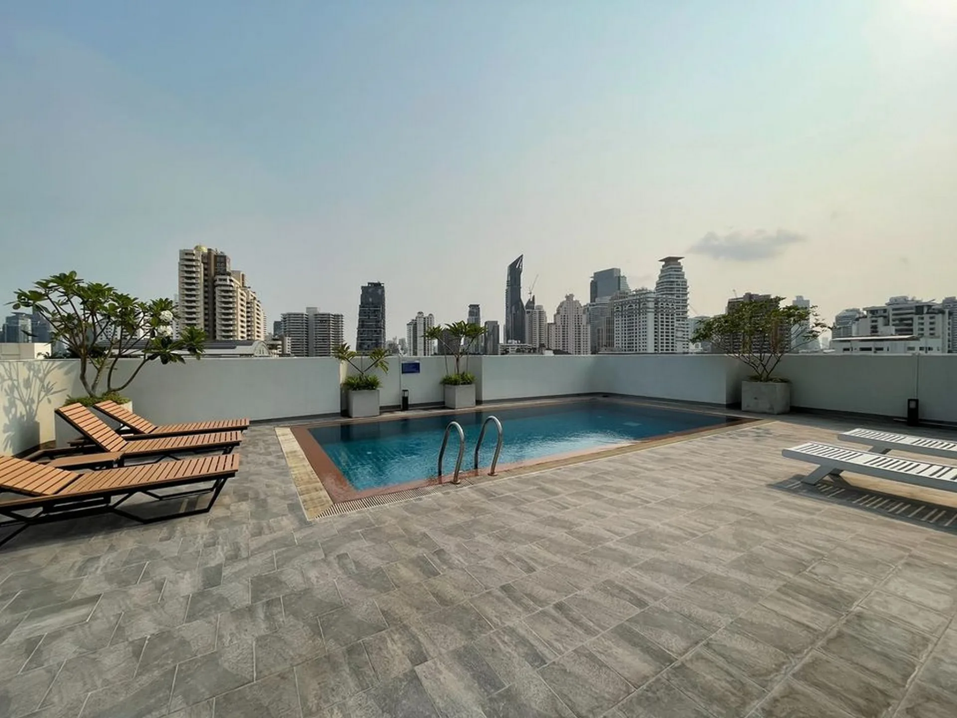Property photos for 39 Suites