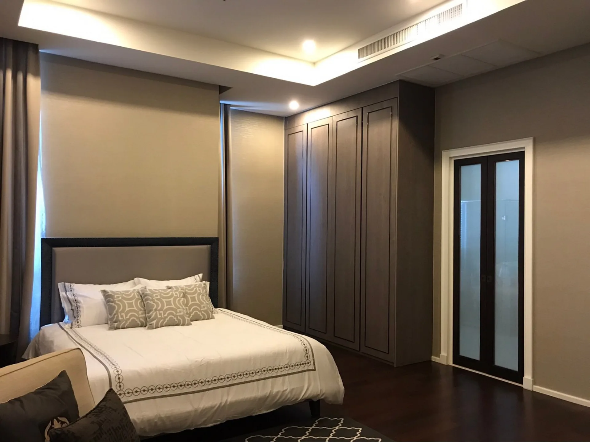 Property photos for The Capital Ekamai-Thonglor