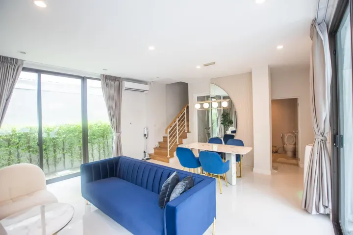 Property photos for Baan Klang Muang Classe Ekkamai-ramintra