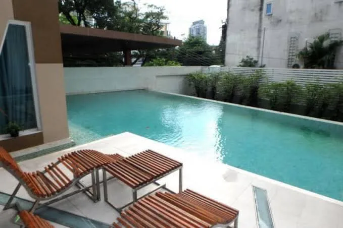 Property photos for The Crest Sukhumvit 49